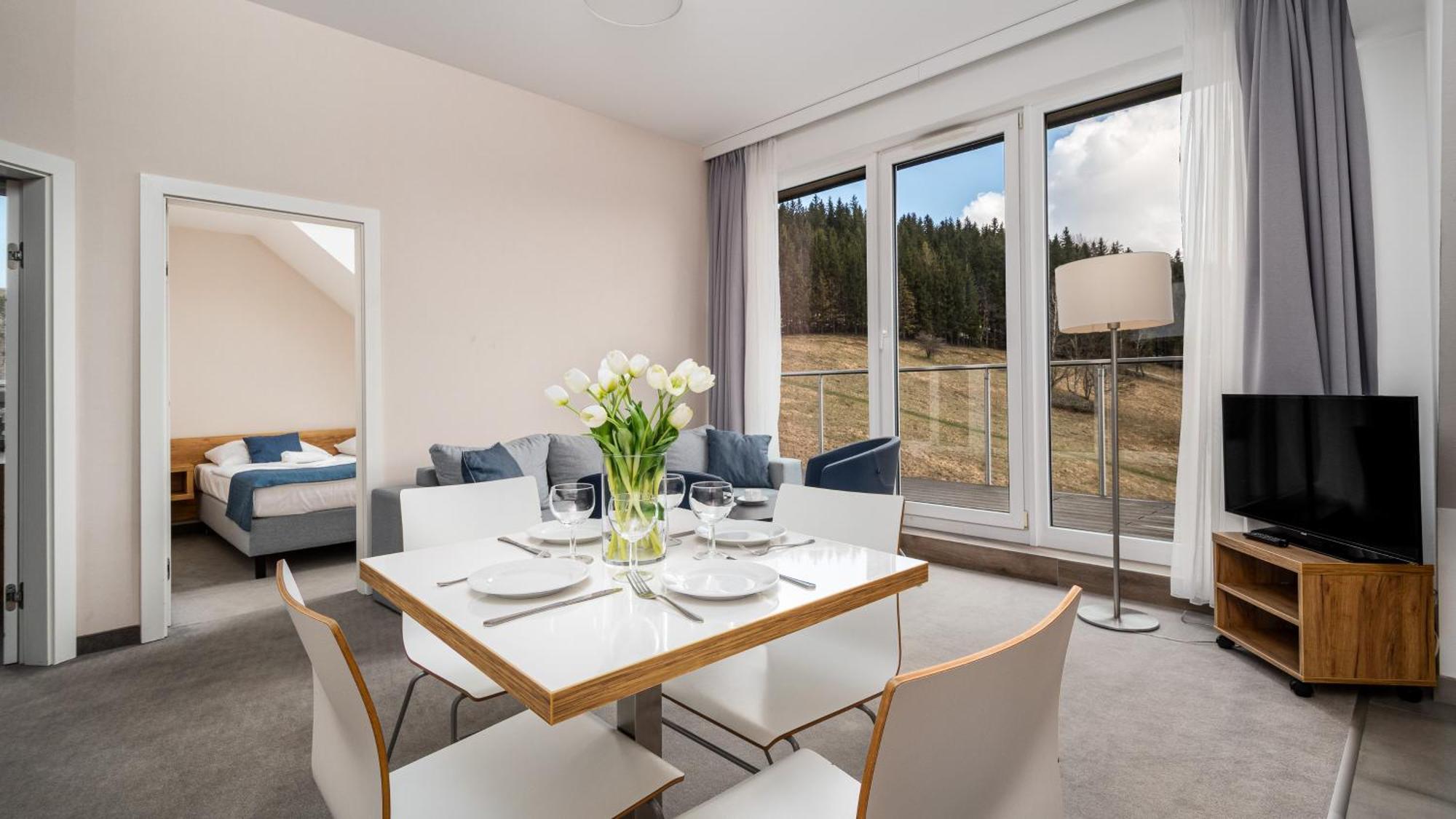 Panorama - Czarna Gora Resort By Sun & Snow Z Basenem I Sniadaniem Sienna  Exterior photo